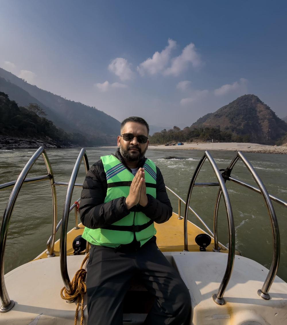 झापा क्षेत्र नं ५ मा ओलीसंग बालेनको पाँच हजार मतले अग्रता