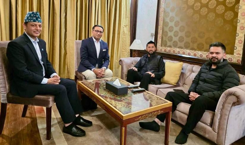 बहुमतको सरकार बनाउन रास्वपाको कसरत: चैत १२ मा सांसद र १३ मा बालेन शाहले प्रधानमन्त्रीको शपथ लिने