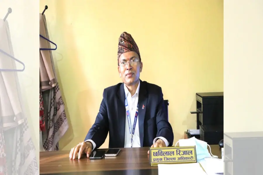 हेलचेक्राई गरि ज्यान मारेको कसुरमा काठमाडौंका पूर्व सिडिओ रिजाल पक्राउ