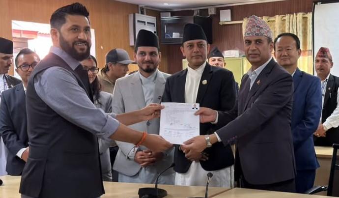 रास्वपा उपसभापति अर्यालले सभामुखका लागि उम्मेदवारी दिए