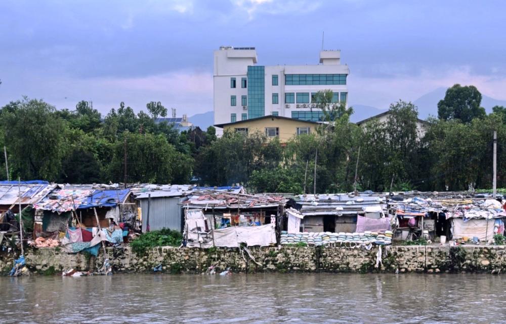 प्रधानमन्त्री बालेन शाहद्वारा थापाथलीका सुकुम्बासी बस्ती हटाउन सुरक्षा निकायलाई निर्देशन