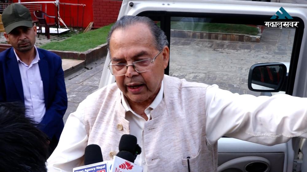 क्रान्तिकारी भूमिसुधार बिना सुकुम्बासी समस्या समाधान हुँदैनः झलनाथ खनाल