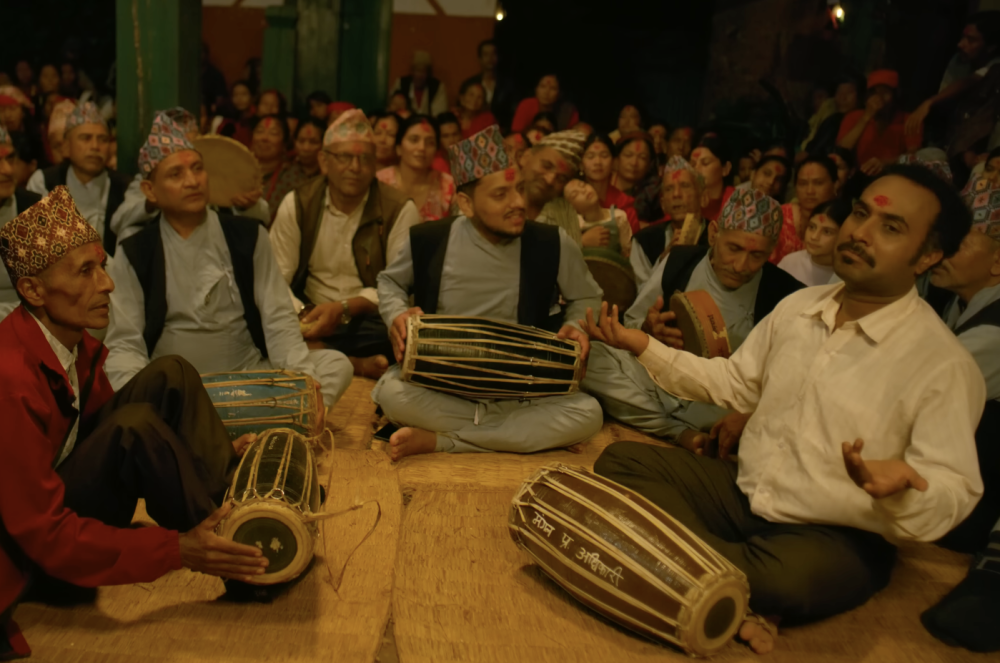 दर्शकको उत्साहबीच ‘मालती मंगले’मा समावेश ‘चुड्का भजन’ गीत सार्वजनिक
