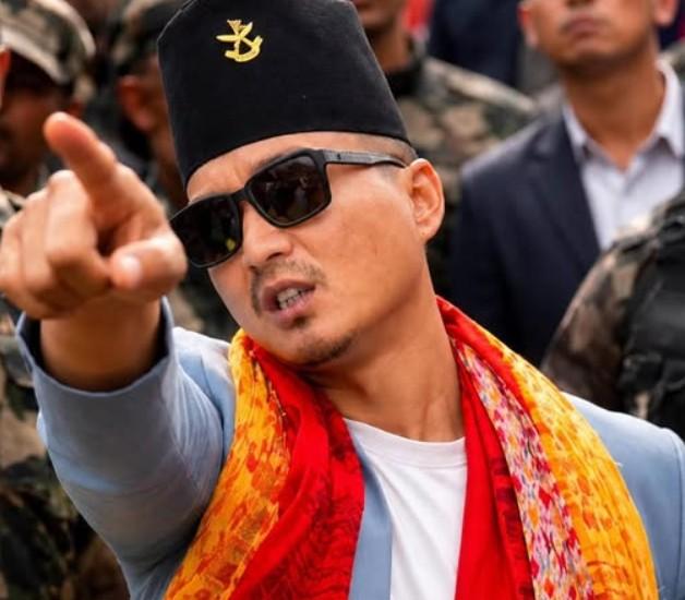गृहमन्त्रीको अम्लेटमा माछाको काँडा भेटिएपछि दुई कर्मचारी  नियन्त्रणमा