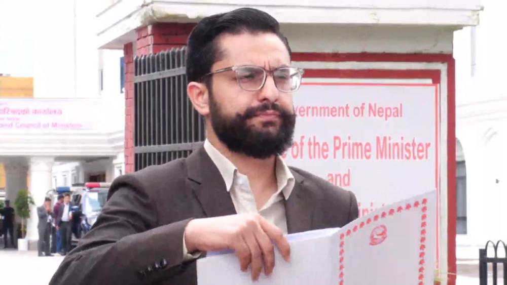 बाढी प्रभावितको सहयोगका लागि प्रधानमन्त्री र मन्त्रीहरूले एक महिनाको तलब दैवीप्रकोप कोषमा जम्मा गर्ने