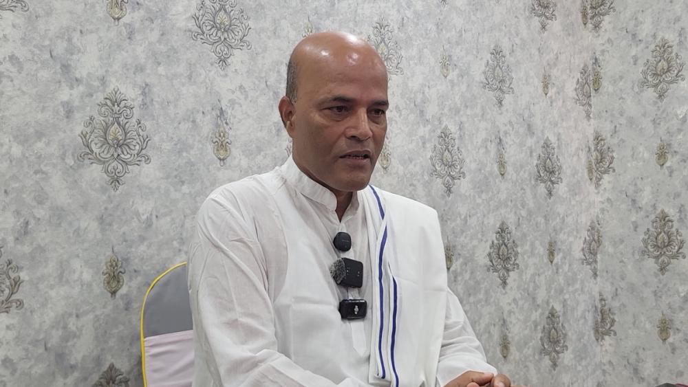 ‘मधेसलाई द्वन्द्वको मैदान बन्न दिँदैनौँ, समाज जोड्न मेची–महाकाली पदयात्रा गर्छु’- सांसद सिंह