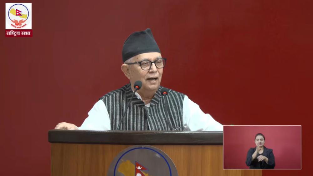 सरकार निरङ्कुशतातिर ढल्कियो, पूर्वप्रधानन्यायाधीशको गिरफ्तारीको जवाफ दिनुपर्छः सांसद ढुंगाना