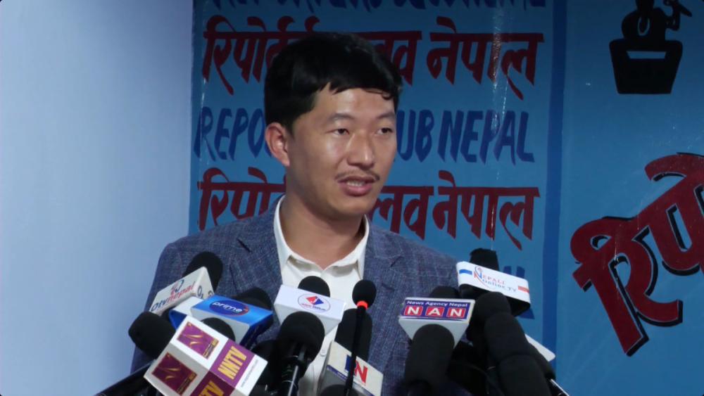 सरकार परिणामभन्दा ‘फण्डा’को पछि लाग्योः आर्यन राई